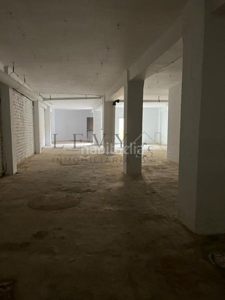 Foto 549f3523-2d36-40b0-8f29-235035a29ea8. Local comercial en El Ejido Málaga