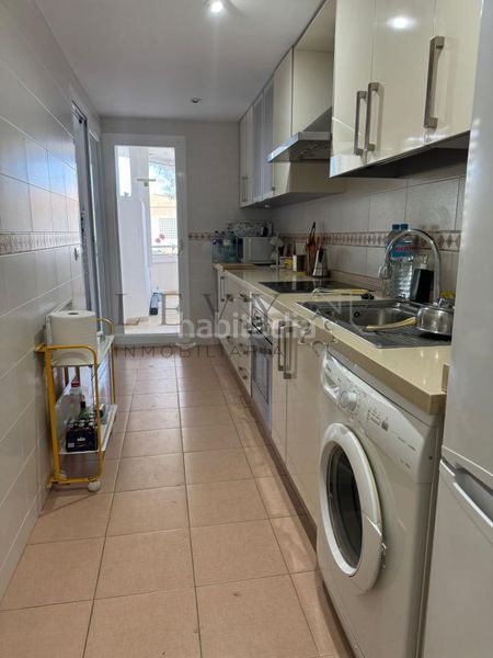 Foto e6225c8f-6afc-4461-9806-cd53adc3e02c. Pis amb calefacció aparcament piscina a Río Real Marbella