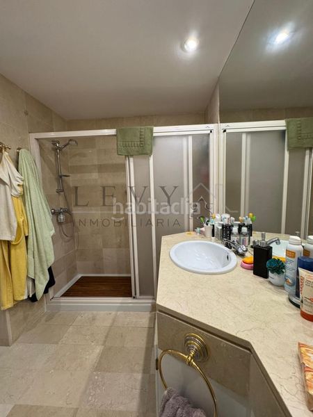 Foto ebf72fa6-f152-493c-a527-d03081349c51. Pis amb calefacció aparcament piscina a Río Real Marbella