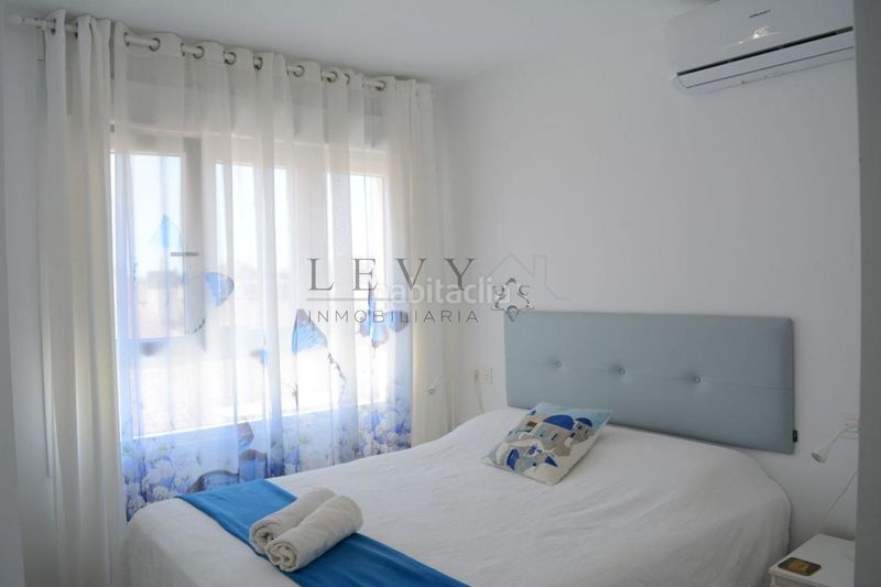 Foto f498ae2c-e527-43a8-8ad9-9f6e2cefba39. Pis amb calefacció a El Molinillo - Capuchinos Málaga