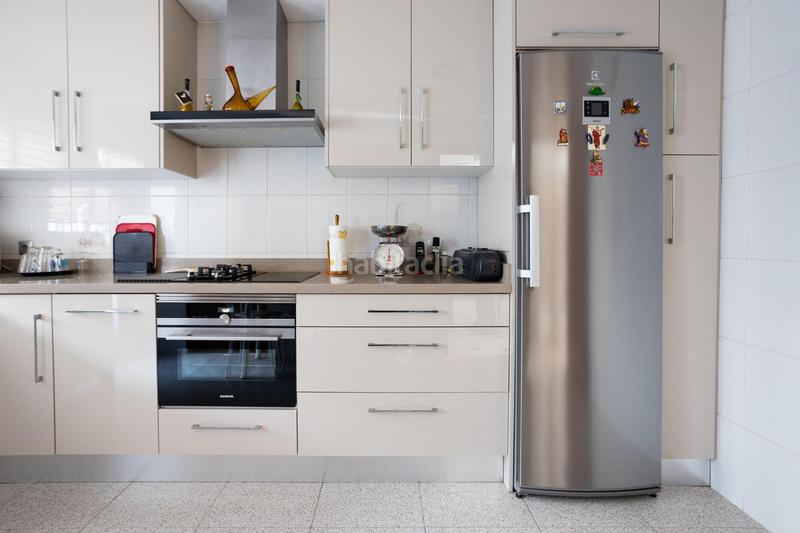 Foto dc0a9d33-8b67-472c-b437-bf0ac5921891. Reihenhaus mit parking pool in El Brillante -El Naranjo - El Tablero Córdoba