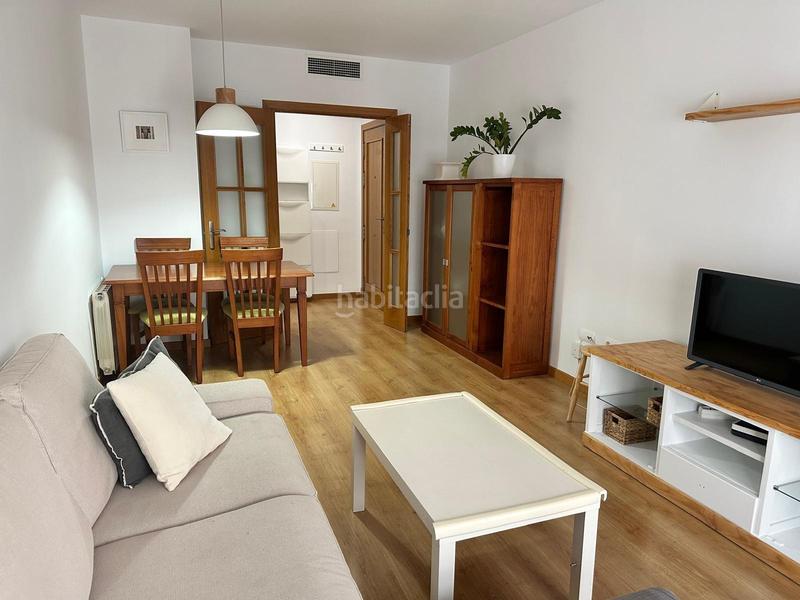 Foto 3d6edd80-c492-4f7f-8908-c5f94c041d02. Location appartement avec parking dans Ciudad Jardín - Zoco Córdoba