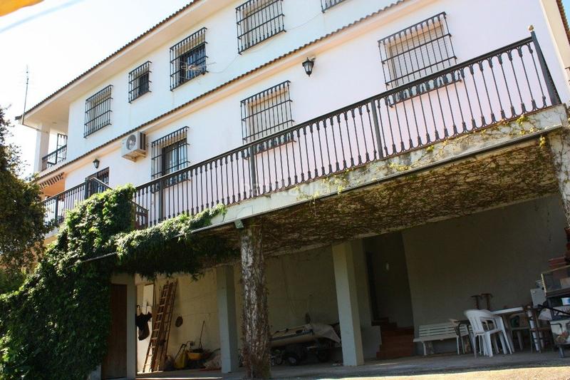 Foto 3948e0c5-48d9-4359-bcd1-a86c64ecddef. Mas avec parking piscine dans El Brillante -El Naranjo - El Tablero Córdoba