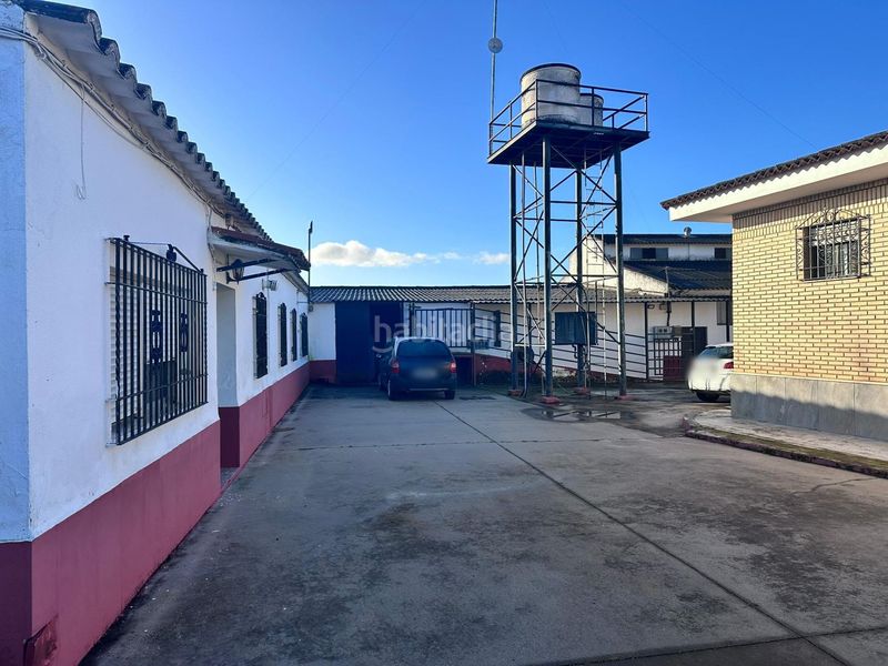 Foto 8a04f79d-99f7-4ef8-89fd-7ce10d044c54. Masia amb aparcament piscina a El Higuerón Córdoba