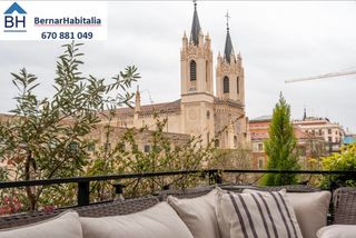 Flat in Jerónimos. Un lujo de piso