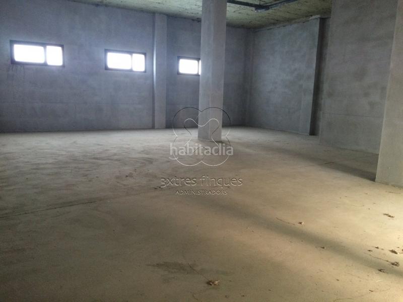 Foto 9c4e4055-df8c-460e-b32b-d6507d2c7a75. Lloguer local comercial a Can Llong Sabadell