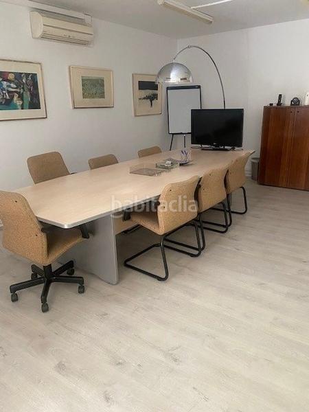 Foto 0bd8543a-7578-4282-87d0-705837576bf7. Miete büro in Centre Sabadell
