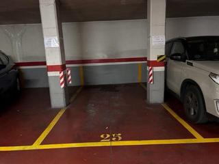 Rent Car parking  Duran i sors de. Plaza de parking en alquiler en calle duran i sors
