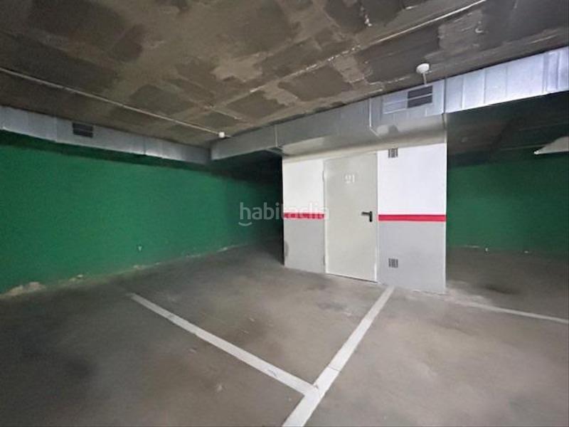 Foto b560daf9-7510-4dae-92ac-7af9a036988f. Parking voiture dans Centre Sabadell