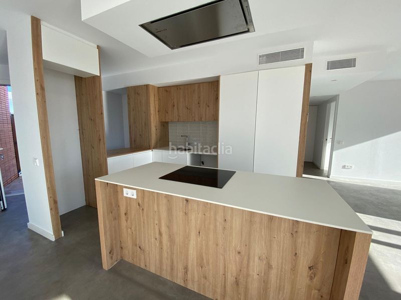Foto afa6a27f-7632-4457-8267-06a3bc1d0c53. Rent flat with heating parking in Centre Sabadell