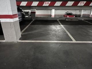 Aparcament cotxe a Carrer carrer de sant llorenç 7. Plaza de parking en venta en el centro