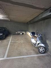 Aparcament cotxe a Carrer carrer de montcada 3. Plaza de parking en venta en la calle covadonga