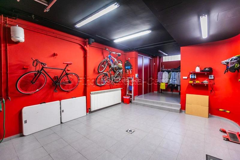 Foto 0b5f5a2d-2025-41ec-bc3d-2963b3a1b649. Maison avec chauffage parking dans Centre Sabadell