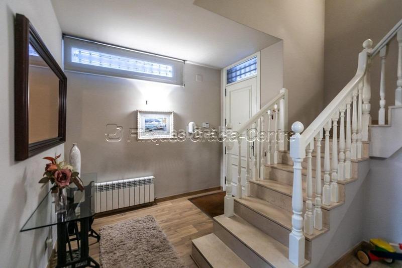 Foto cad31162-0113-48b8-801c-1fc7e3e0f8e7. Maison avec chauffage parking dans Centre Sabadell