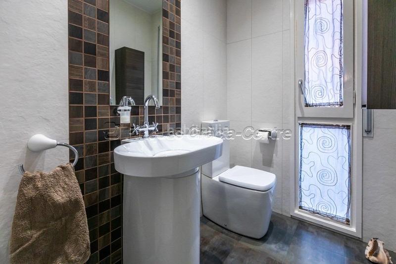 Foto d1a2bb82-e96f-4bb1-bc68-fcb47f9023ba. Maison avec chauffage parking dans Centre Sabadell