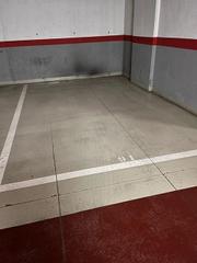 Aparcament cotxe a Carrer carrer de blasco de garay 74. Plaza de parking en venta en el centro de sabadell