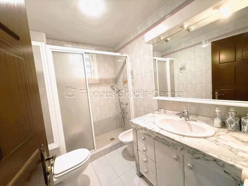 Foto 52b7e0ff-bab5-4e26-872b-e6d16ea97b62. Piso oportunidad única en ronda zamenhof, ! en Centre Sabadell