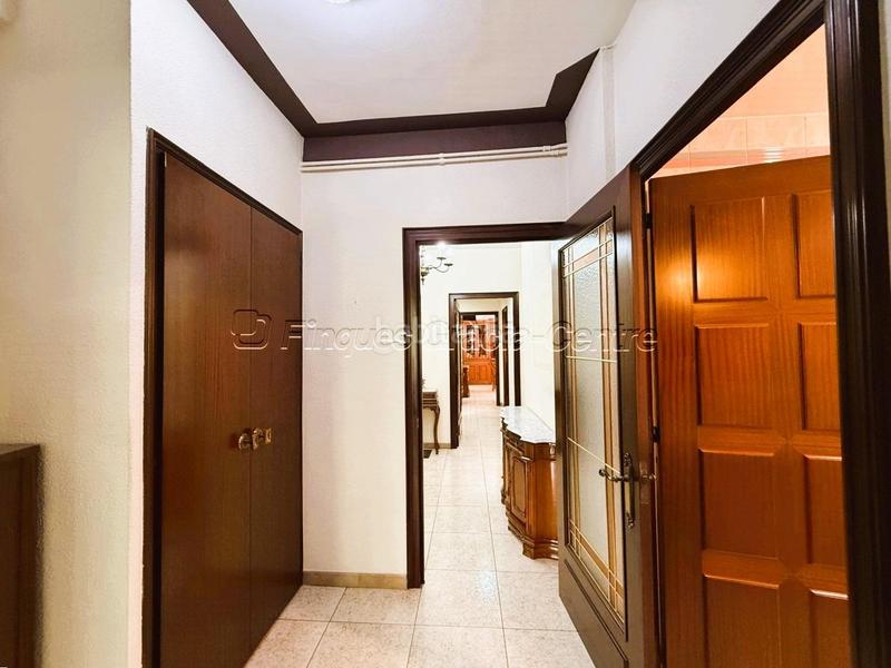 Foto bd2f28a2-a799-48eb-a73b-3073d4ca8a1d. Piso oportunidad única en ronda zamenhof, ! en Centre Sabadell