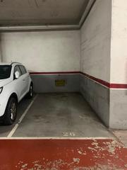 Lloguer Aparcament cotxe a Carrer carrer de calassanç duran 37. Plaça de parking en lloguer