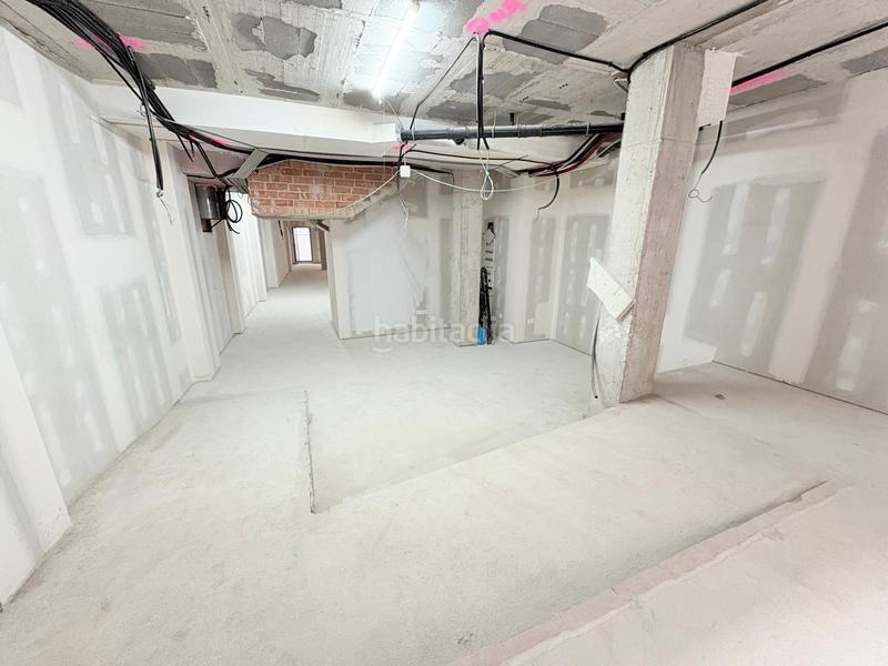 Foto 281abf62-c934-46d9-941f-38882a66d95e. Miete geschäftsraum in carrer carrer rambla 111 in Sabadell