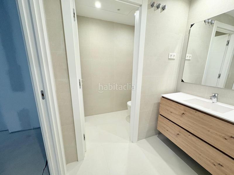 Foto f259394f-eb63-4afc-be61-feb215b7be4a. Location local commercial dans carrer carrer rambla 111 dans Sabadell