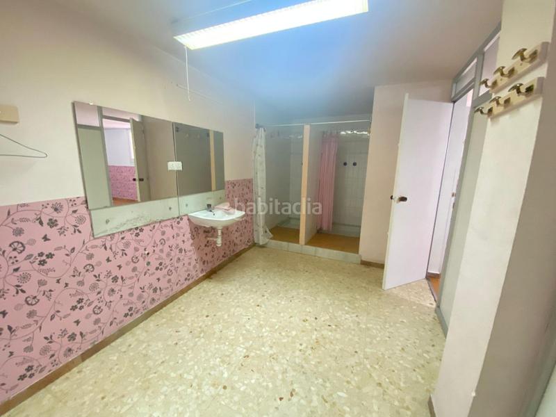 Foto bc0e18f9-d7b5-4348-a0bf-a9b510cd1f73. Affitto locale commerciale in Centre Sabadell