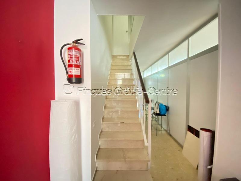 Foto 70b2c4d4-af29-4f83-a315-47cadc07ee31. Rent business premise in Centre Sabadell