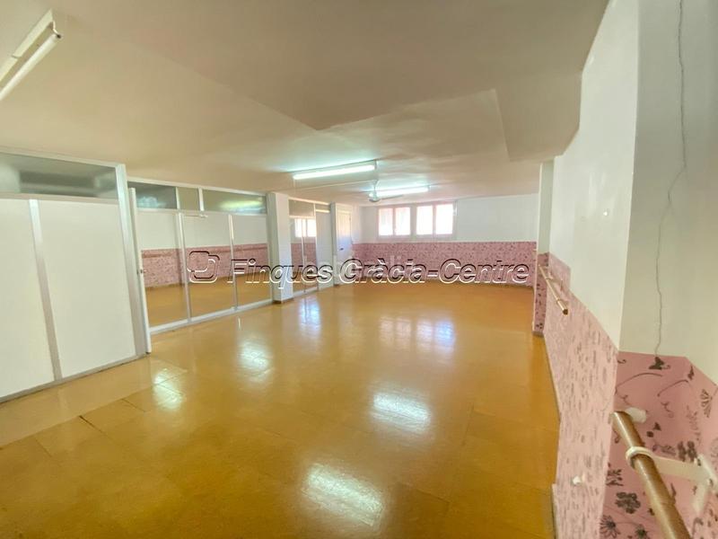 Foto 872bd44b-9c3e-4cfa-a51d-e0b9c647ccfa. Rent business premise in Centre Sabadell