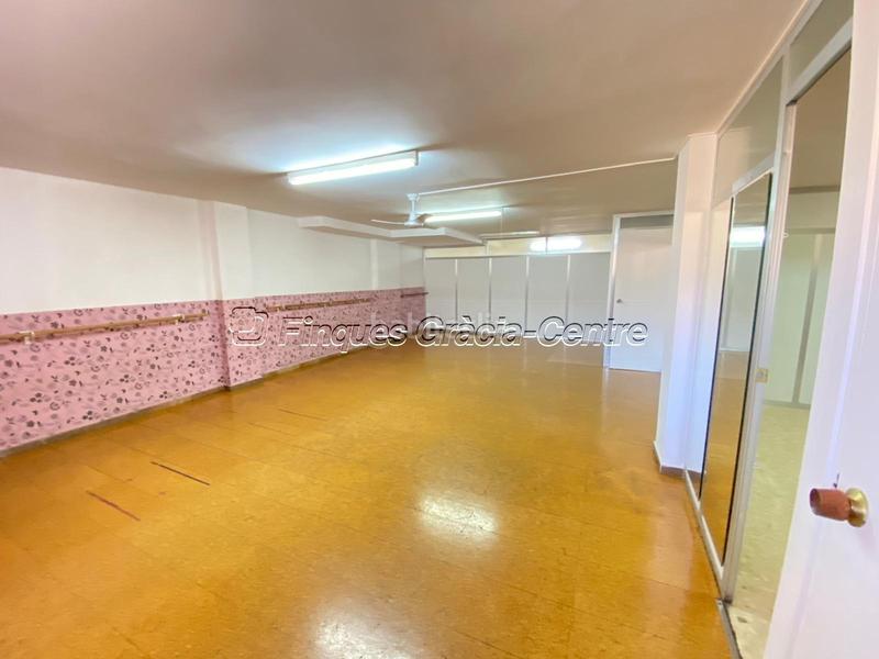 Foto ca50efcb-3f14-4178-86d8-51a0c66ba8b1. Rent business premise in Centre Sabadell