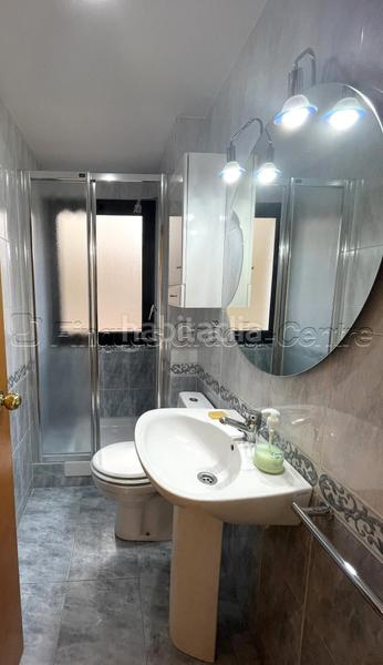 Foto 913f0c77-8f88-4fa8-985f-19be353b6fa5. Location appartement avec chauffage parking dans Eixample Sabadell