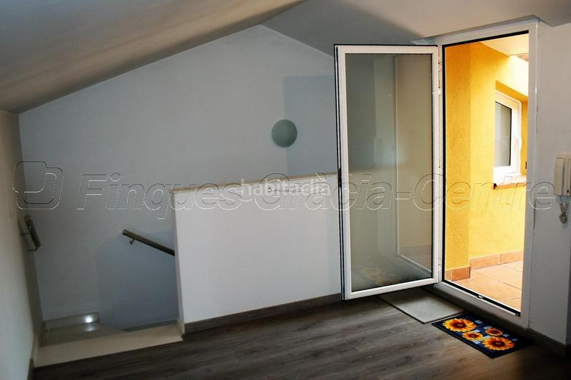Foto 573bd5ba-6c59-4745-90af-c0eb62f1c219. Alquiler casa  en primera planta seminueva en can llong cerca club natació en Sabadell