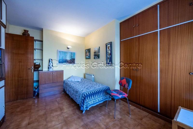 Foto 0f4f315f-716c-4116-80fa-5f22908db4a9. Haus mit heizung in Centre Sabadell