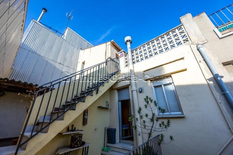 Foto 15a9d4a8-de34-437a-8dea-22ff2921fd17. Haus mit heizung in Centre Sabadell