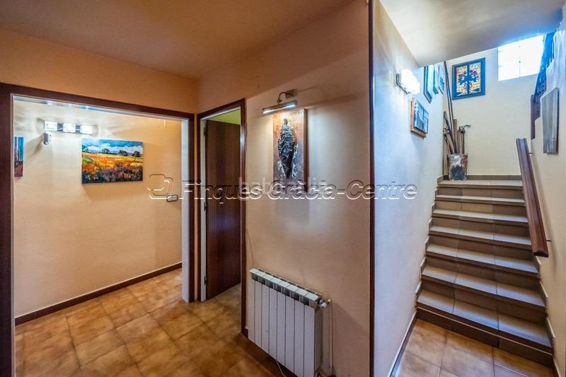 Foto 1913bbad-d555-4b24-887b-98cd34ee8c7d. Haus mit heizung in Centre Sabadell