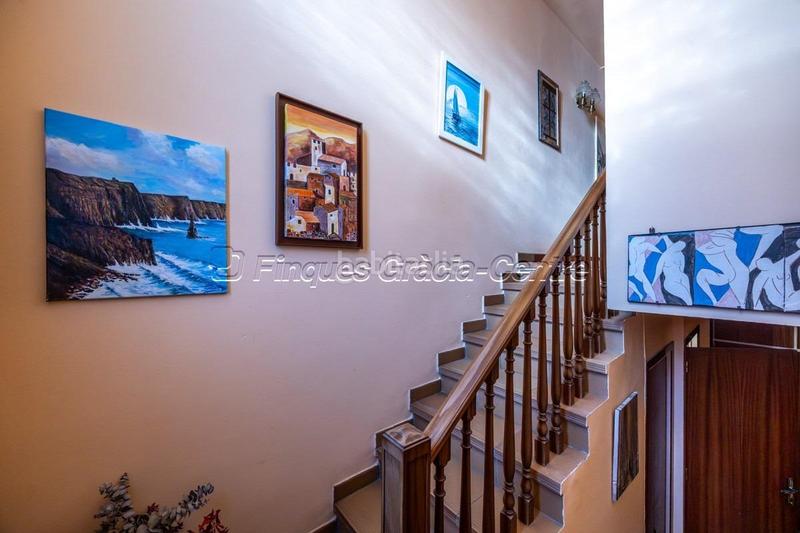 Foto 3777cad9-f1db-4db9-a8ee-4d939863b6f7. Haus mit heizung in Centre Sabadell