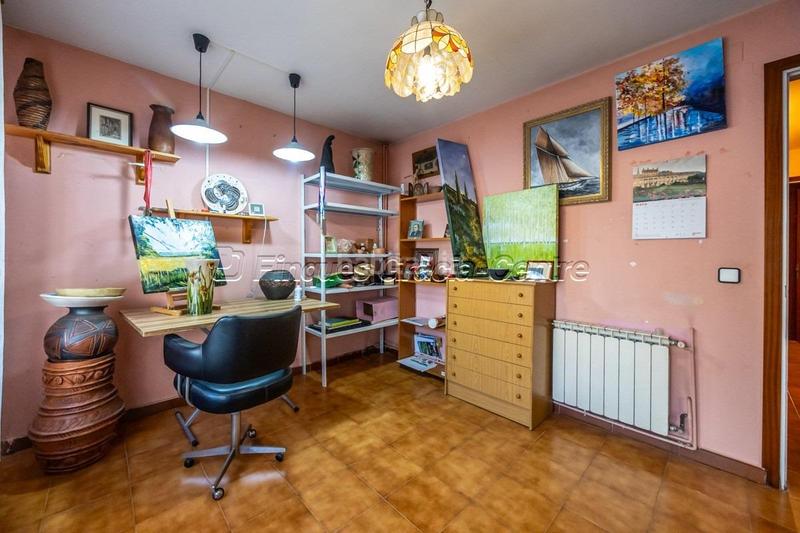 Foto 7e016a1f-9376-40af-8c17-3d5547a461e6. Haus mit heizung in Centre Sabadell