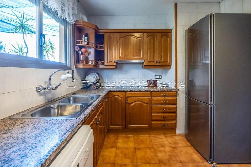 Foto 907d01b2-4204-48a5-8b1f-579ef9e9741a. Haus mit heizung in Centre Sabadell