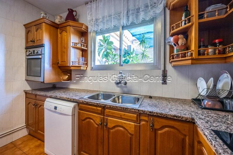 Foto a7298de7-ec68-44d8-84b4-a2dd4773babf. Haus mit heizung in Centre Sabadell