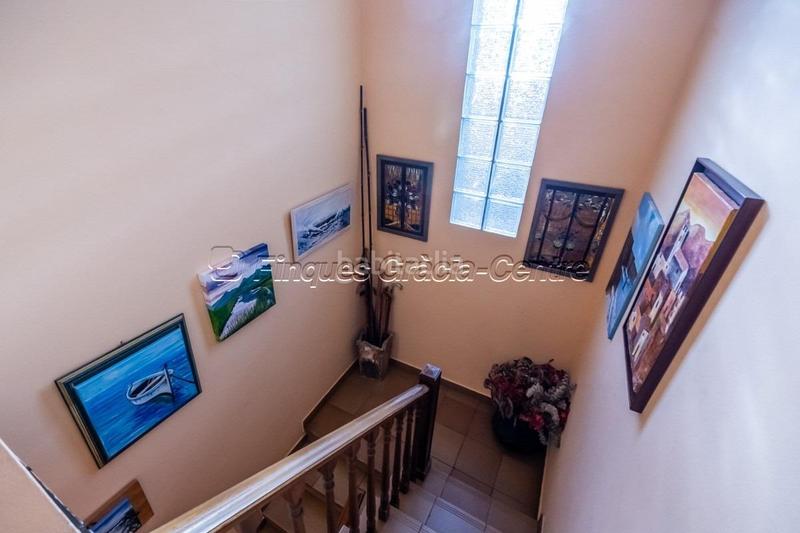 Foto a9153421-8642-49fb-87c1-79b794d4523b. Haus mit heizung in Centre Sabadell