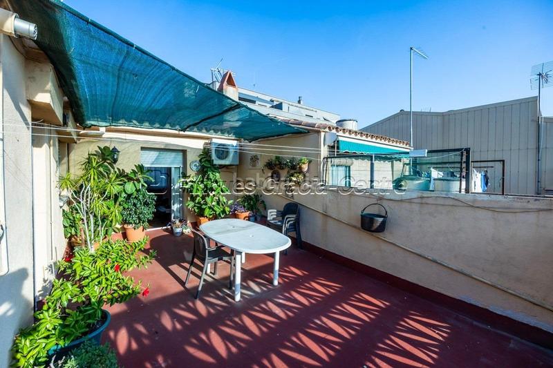 Foto ce375c2d-eddc-4753-a61a-cf7c911ce65d. Haus mit heizung in Centre Sabadell