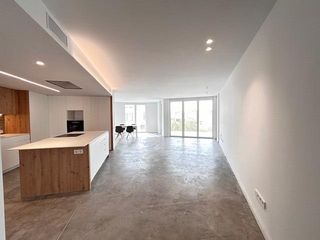 Affitto Appartamento in Carrer cl tres creus de les 77 77. Espectacular piso en alquiler en el centro de sabadell