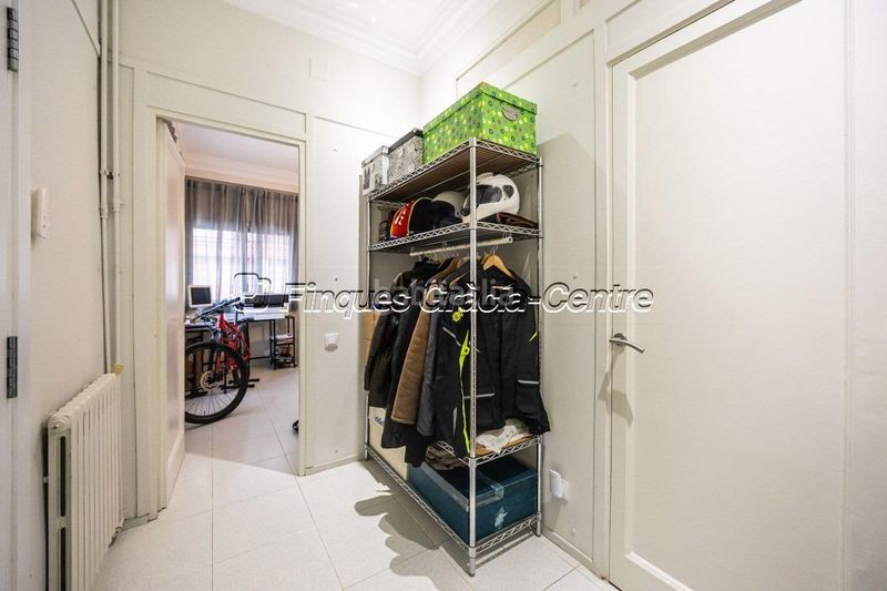Foto 48a30bc3-f01b-44ec-b38b-0abc5114cfe0. Casa  en venta en el centro en Centre Sabadell