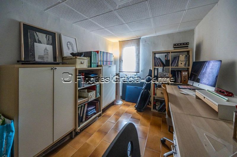 Foto 8a1c63b7-f69b-4041-ab34-9c34a96d903a. Casa  en venta en el centro en Centre Sabadell