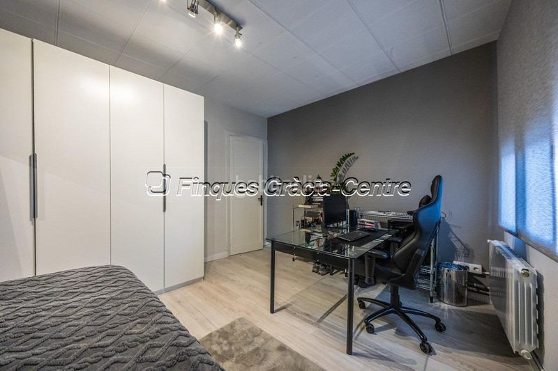 Foto 9333a49c-5723-4cc3-80c3-ffbef0f5abc4. Casa  en venta en el centro en Centre Sabadell