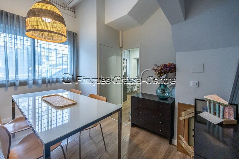 Foto 93a89c20-3d66-4e5e-b306-e64331d11306. Casa  en venta en el centro en Centre Sabadell