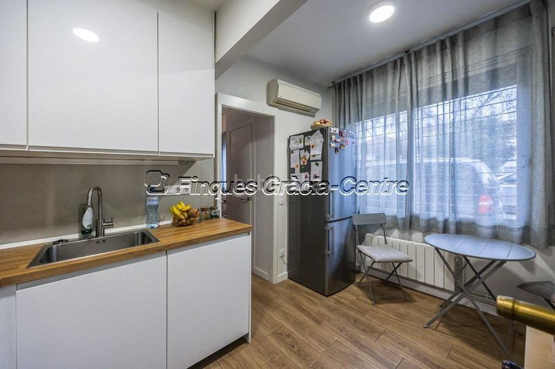 Foto a43e7180-479f-483d-b882-99b3c5d2ca6d. Casa  en venta en el centro en Centre Sabadell