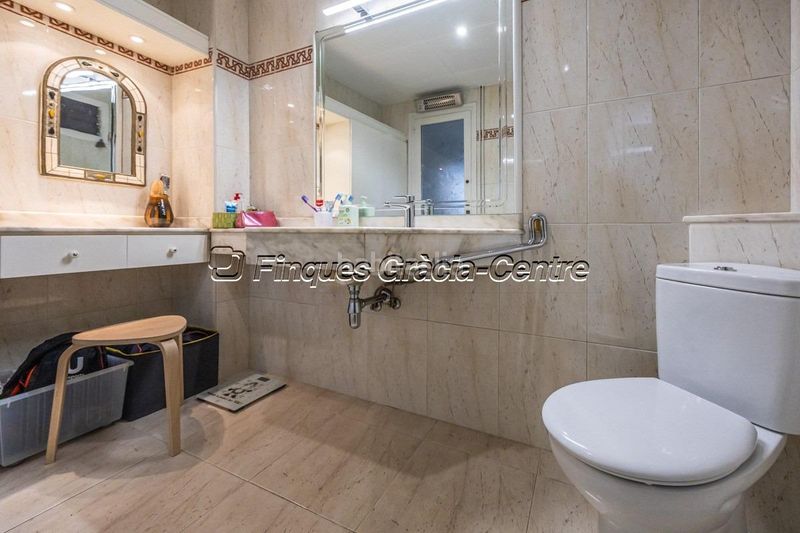 Foto c2be1aae-25f6-428c-9c80-26b963e063aa. Casa  en venta en el centro en Centre Sabadell