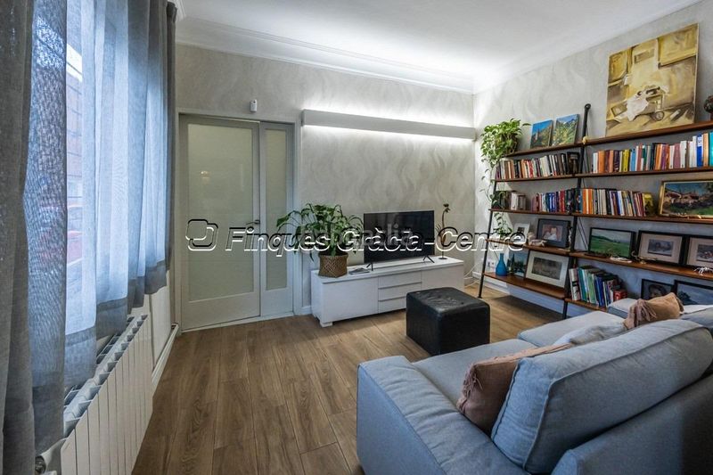 Foto c5f23a86-0784-4dd0-ae36-a1bb5d462911. Casa  en venta en el centro en Centre Sabadell