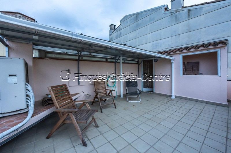 Foto e7a99bb8-6fba-4439-b12c-ef81b988a082. Casa  en venta en el centro en Centre Sabadell