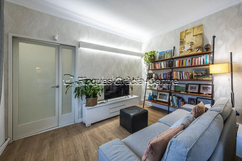 Foto ea9ece38-7194-4b06-a677-e4ebdf7b6f90. Casa  en venta en el centro en Centre Sabadell
